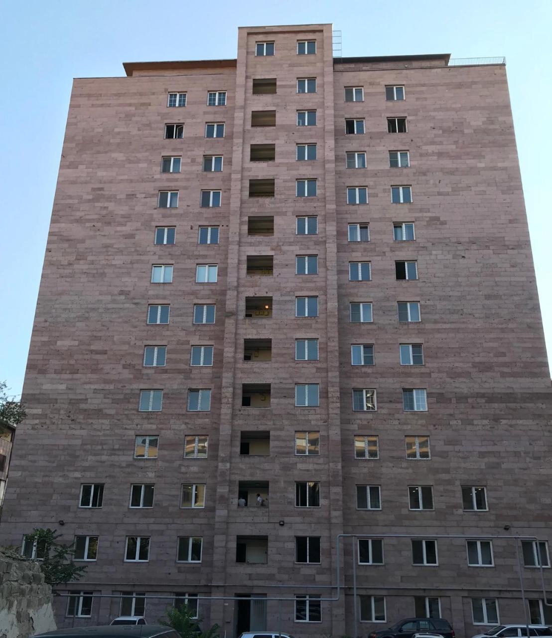 North Avenue Loft Apartments เยเรวาน ภายนอก รูปภาพ