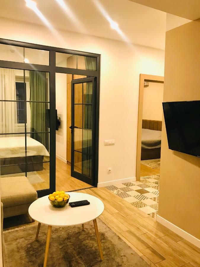 North Avenue Loft Apartments เยเรวาน ภายนอก รูปภาพ